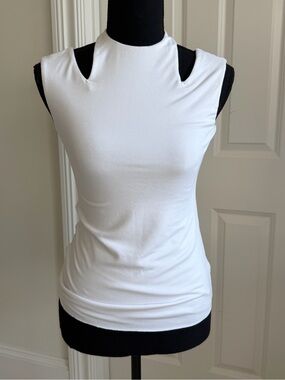 NWT Bailey/44 Triathlon Sleeveless Cutout Top, White, Small